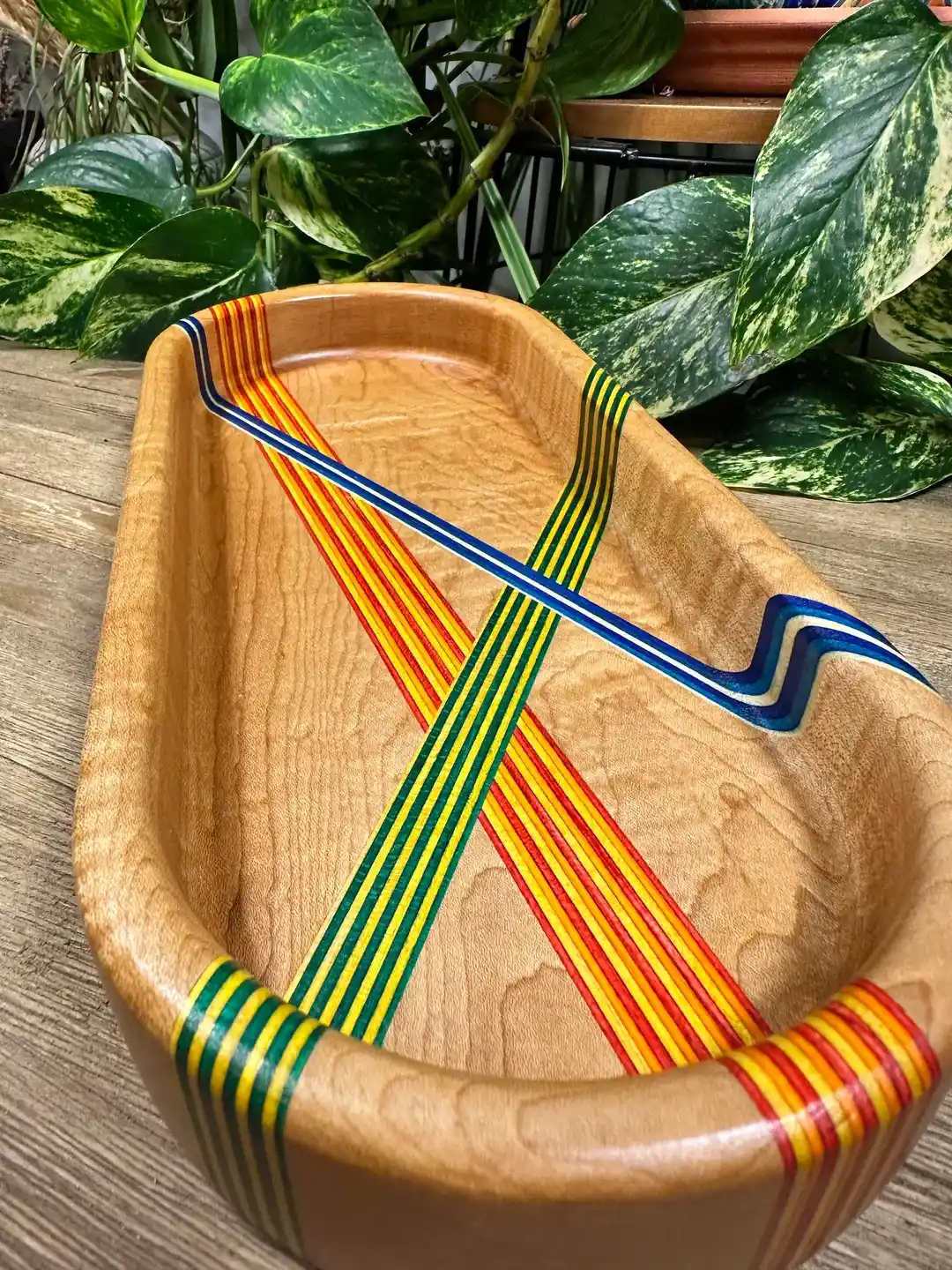 Spectraply ile Ahşap İşçiliğinde Renkli ve Estetik Detaylar Yaratma Teknikleri