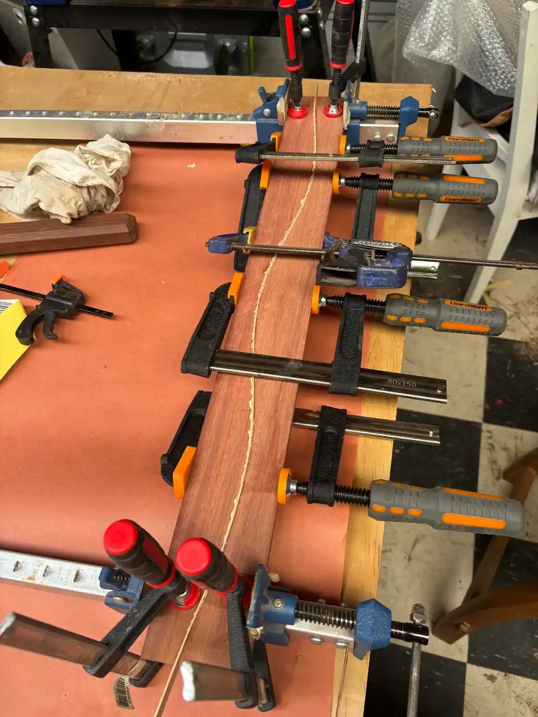 Sürgülü Baharat Rafı Tasarımı: Malzeme Seçimi, İşçilik ve Fonksiyonellik