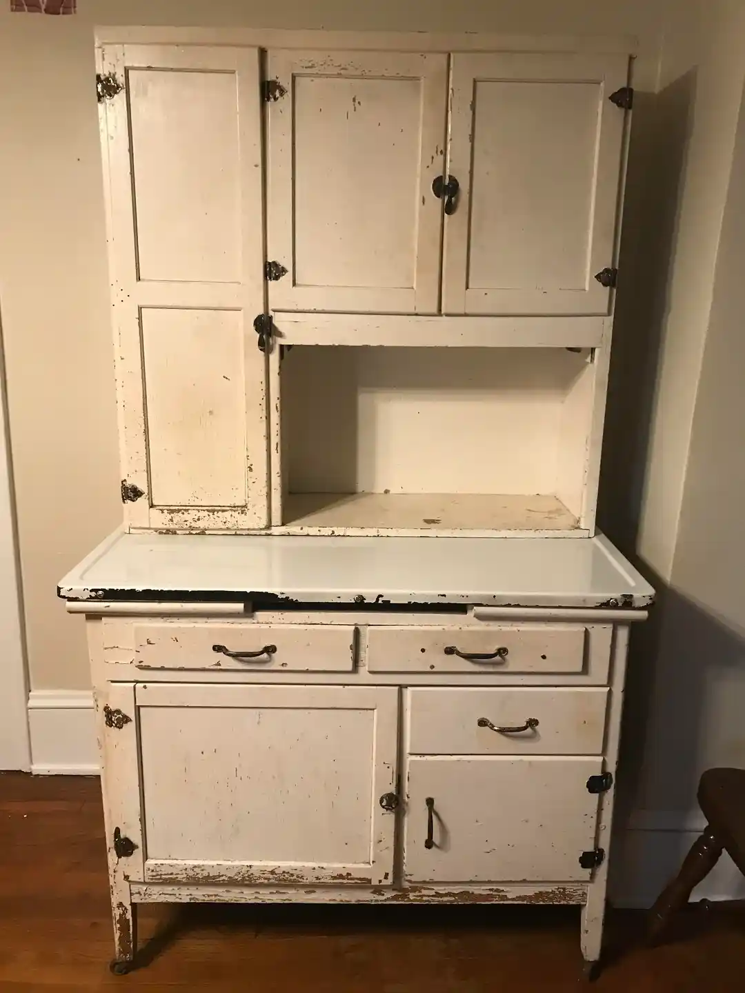 1930'lar Tarzı Hoosier Dolabı Restorasyonunda Güvenlik ve Teknik Yaklaşımlar