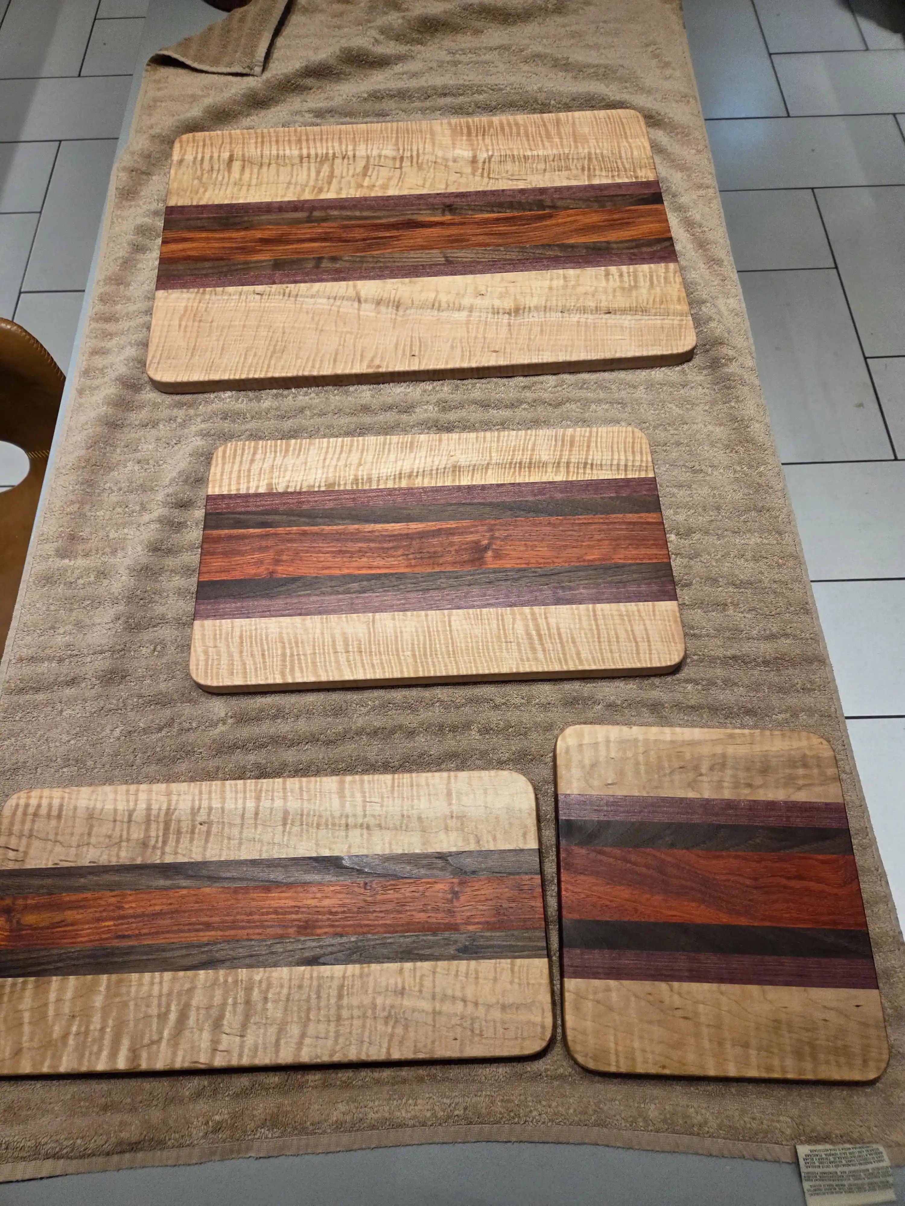 Kıvırcık Akçaağaçtan Kesme Tahtası Yapımı, Özellikleri ve Kullanımı