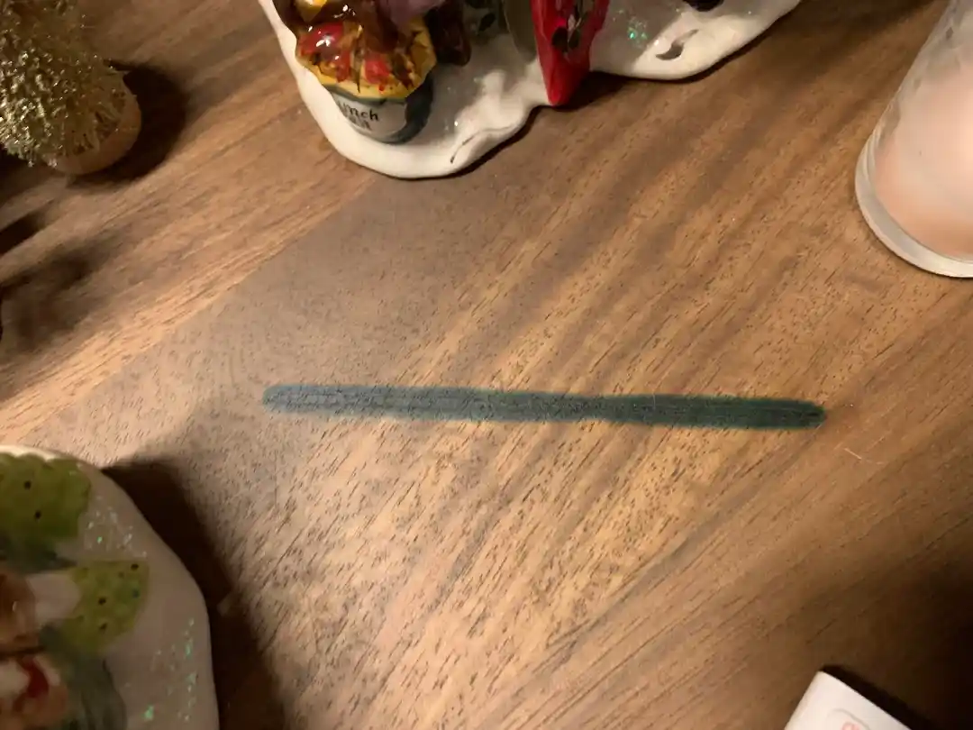 Mobilyalardaki Noel Kokulu Çubuk Kalıntılarının Temizlenmesi ve Onarımı Yöntemleri