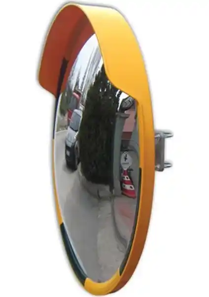 Evelux ve MFK Trafik Aynaları Karşılaştırması: Güvenlik ve Kullanım Özellikleri