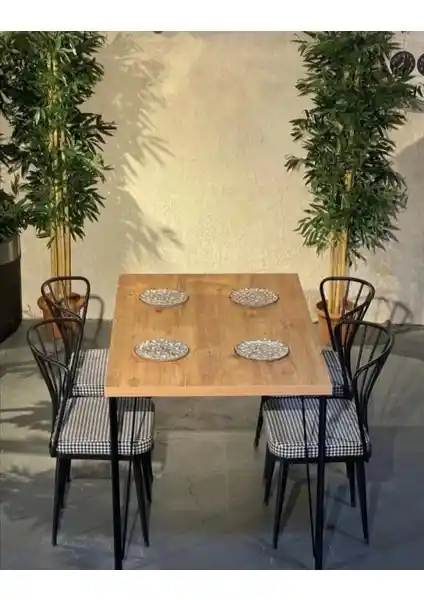 Bambeds Mobilya ve EVDEMO Mutfak Masası Takımları Karşılaştırması