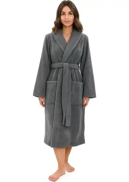 Karşılaştırmalı Analiz: Dm Home Collection ve Sertay Havlu Pamuklu Bornozları