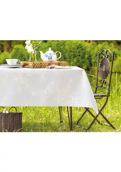 Madame Coco Jannie PVC ve Wellstil Keten Masa Örtüsü Karşılaştırması ve Özellikleri