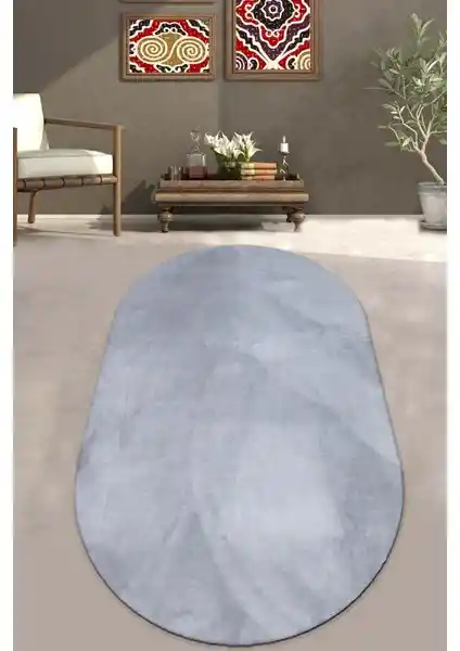 Peluş Halı Karşılaştırması: Kaymaz Tabanlı ve Yıkanabilir Modellerin Özellikleri