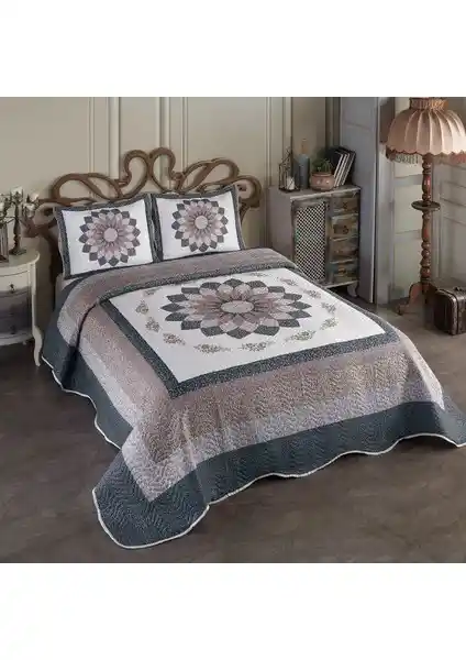 Yatak Örtüsü Karşılaştırması: Örtüm Gloria ve Puffy Lera Modellerinin Özellikleri