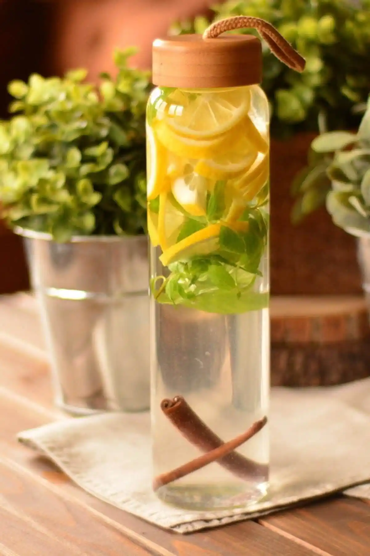 Bambum Diem Cam Matara 800 ml Sağlıklı ve Şık Tasarım ile Günlük Kullanım İçin