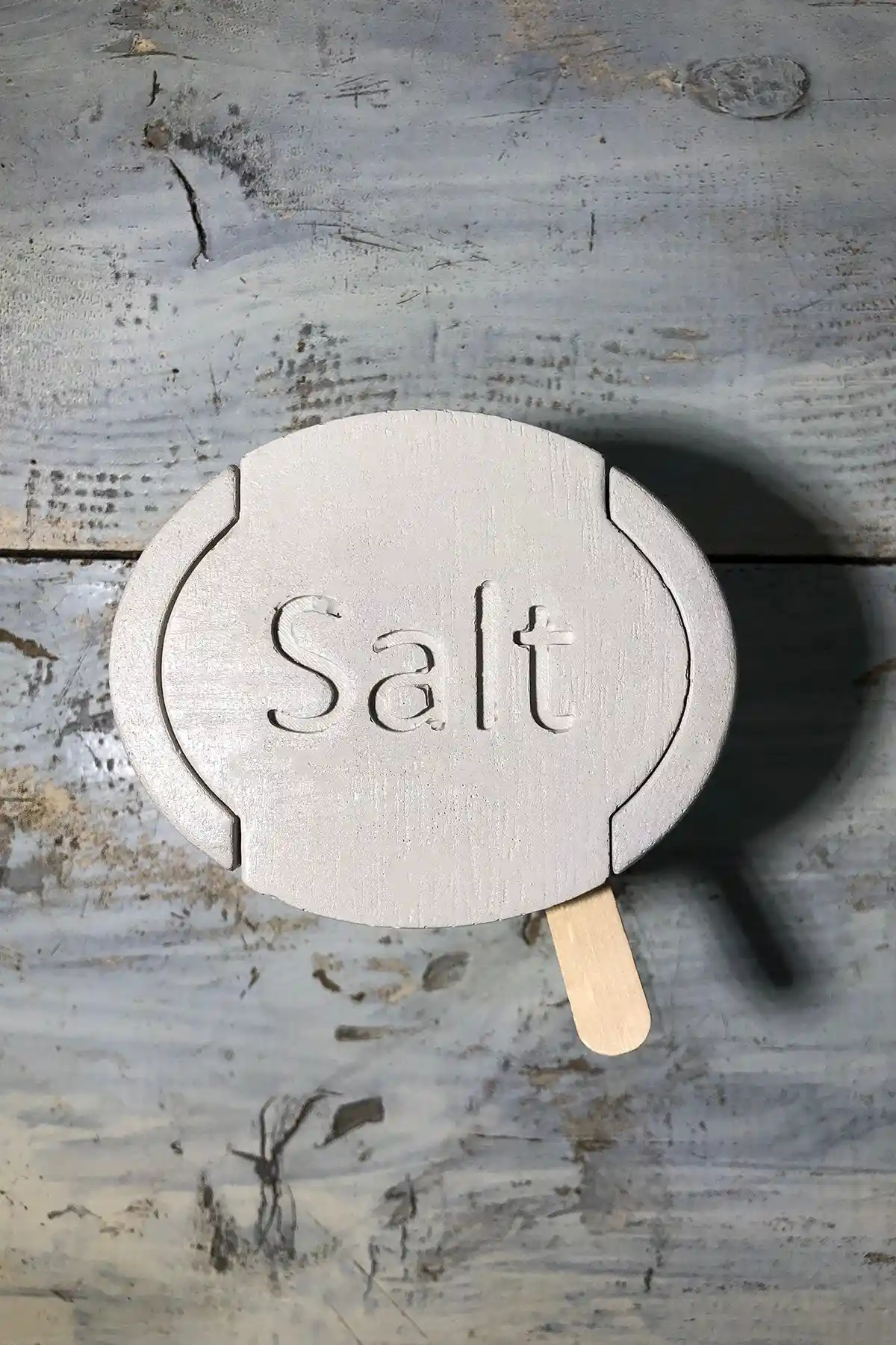 Beton Celery Dekoratif Tuzluk Modern ve Şık Tasarımıyla Mutfak Dekorasyonunuza Uyum Sağlar