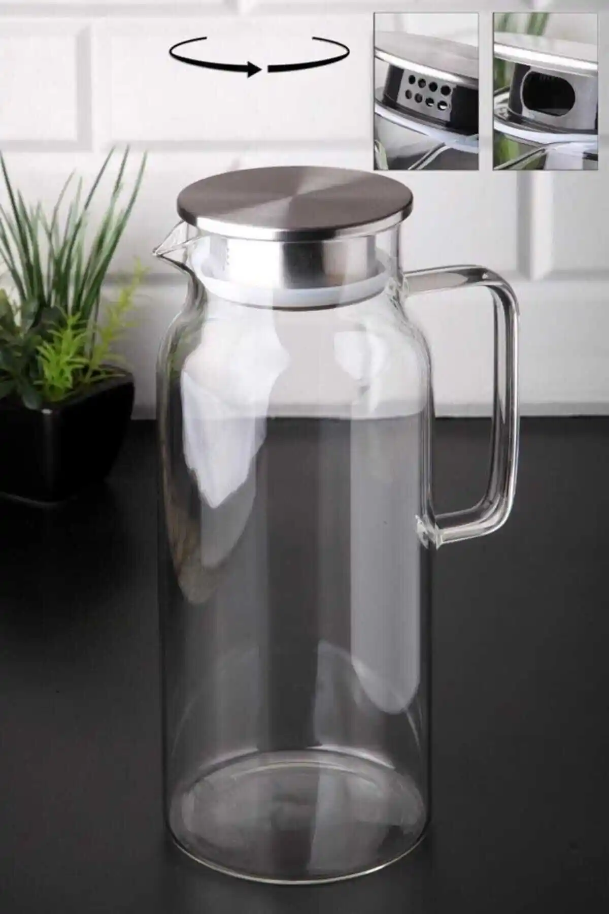 Borosilikat Cam Sürahi: Şık ve Dayanıklı İçecek Sunum Aracı