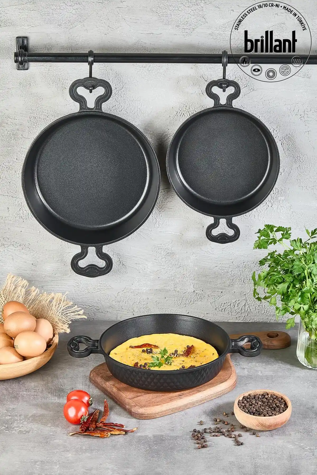 Brillant Lüks ve ESIVITALIA Döküm Tava Setleri Karşılaştırması: Hangi Set Sizin İçin Uygun