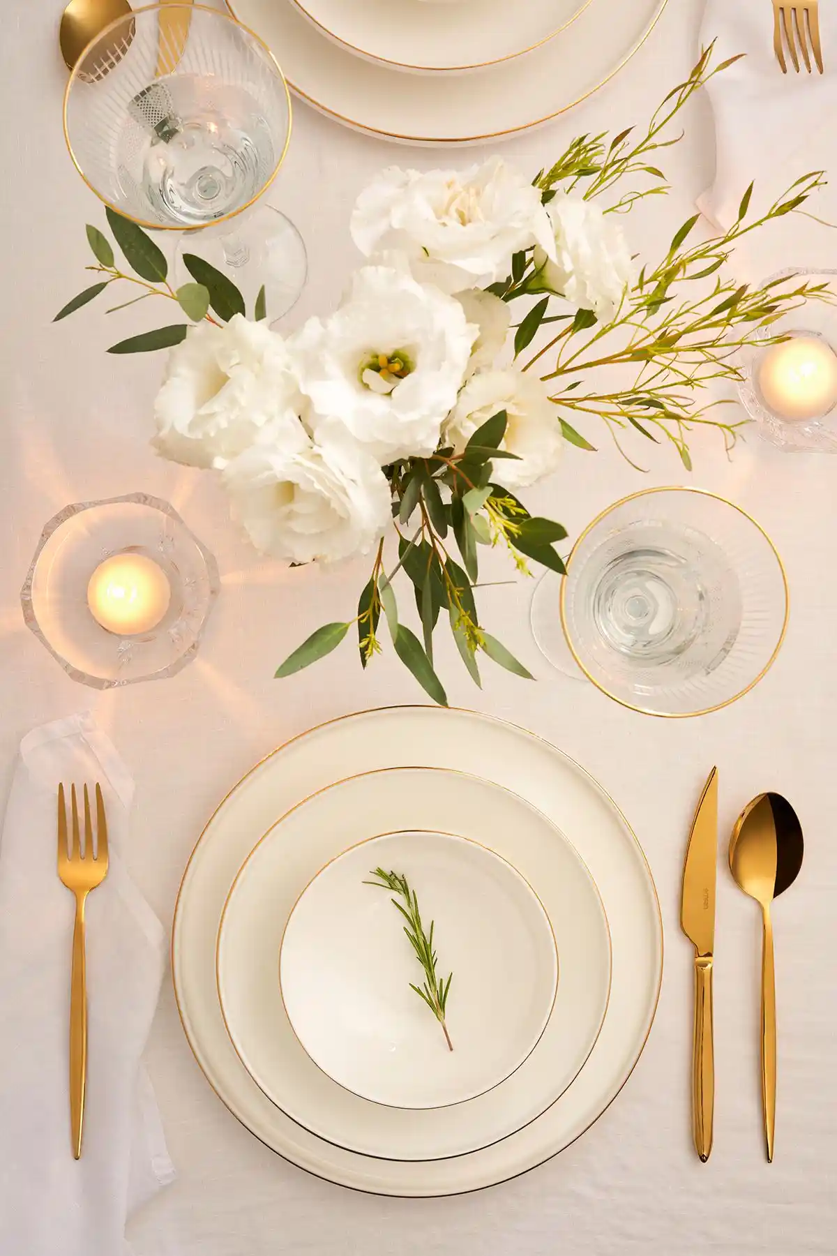 Emsan Fine Bone Freya 18 Parça Yemek Takımı Şık ve Dayanıklı Tasarım