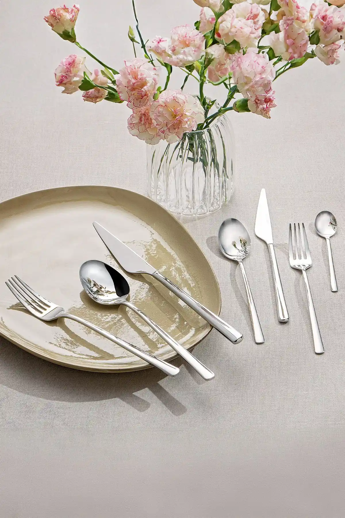 Emsan Ladin ve Nehir Sahra Çatal Kaşık Bıçak Takımı Karşılaştırması