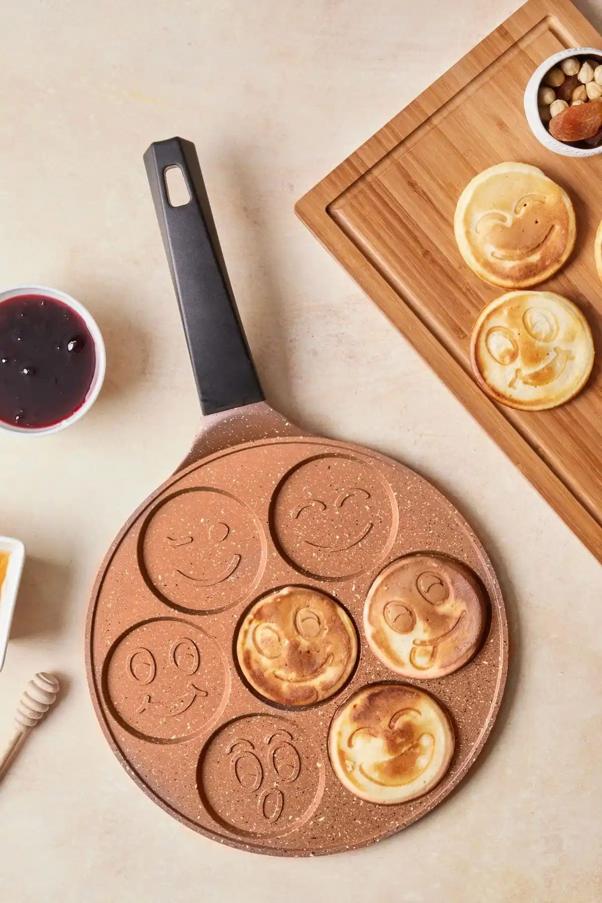 Emsan Smile Kahve Pankek Tavası: Dayanıklı ve Pratik Mutfak Gereciği