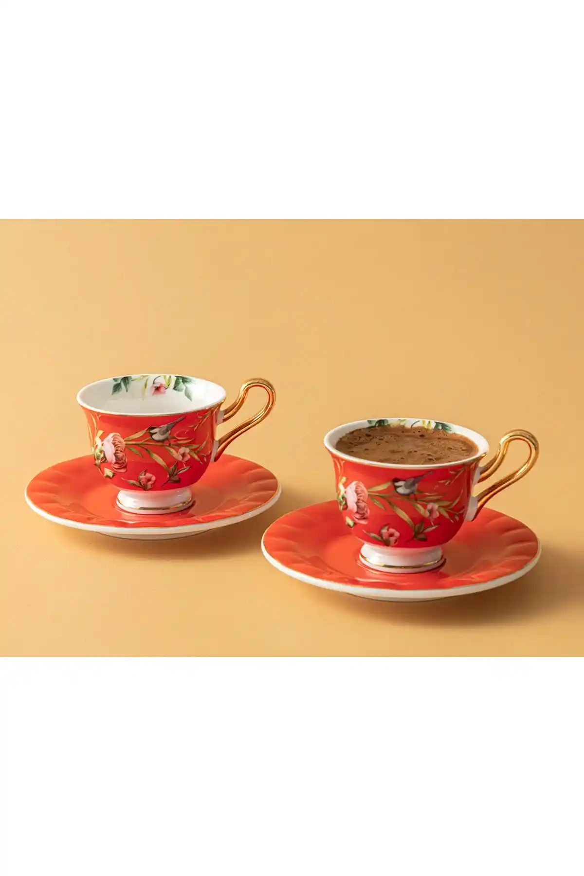 English Home Kahve Fincan Takımları Karşılaştırması: Klasik Kırmızı ve Retro Mor Modeller