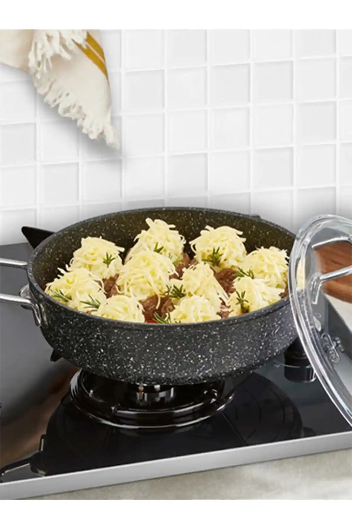 Falez Black Line ve Creamy Granit Tencerelerin Karşılaştırması: Hangi Model Sizin İçin Uygun