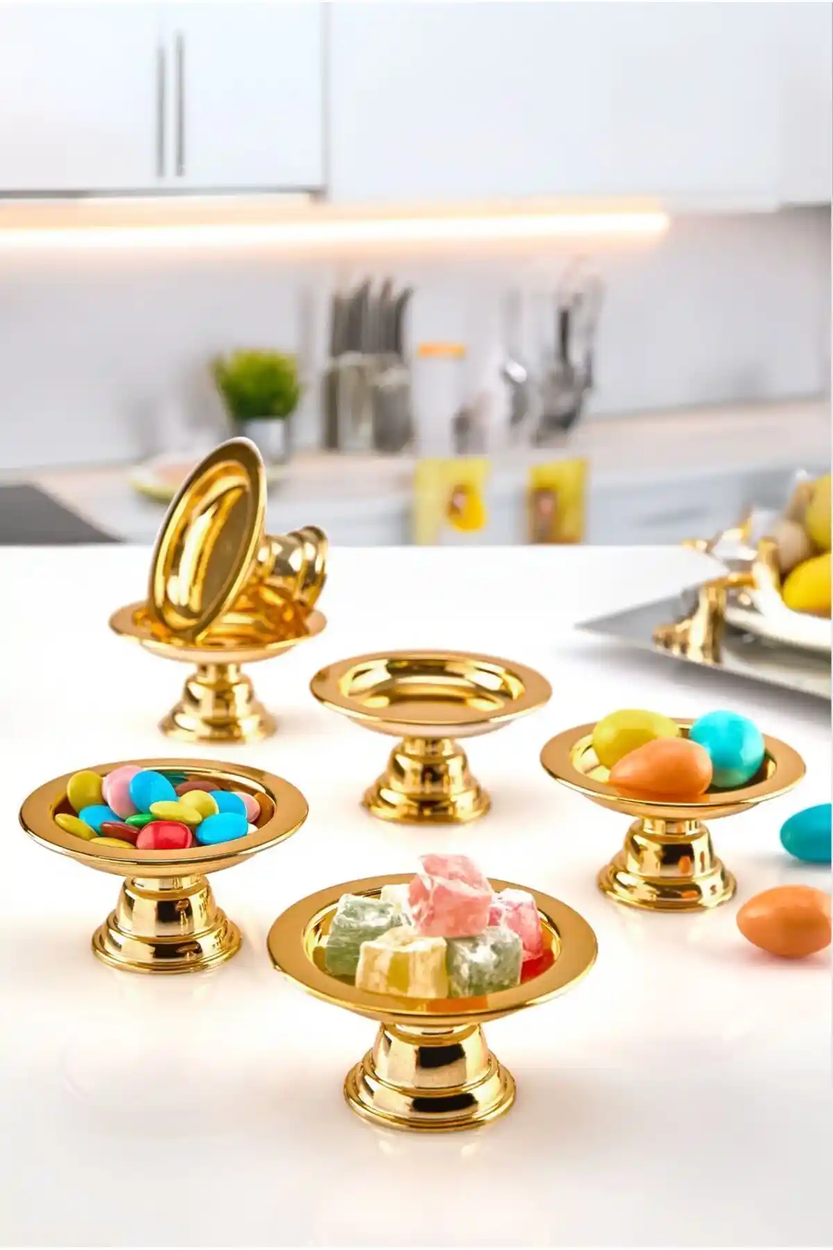 Gold Kaplama Sunumluklar Karşılaştırması: Genel Markalar ve Paşabahçe Ürünleri