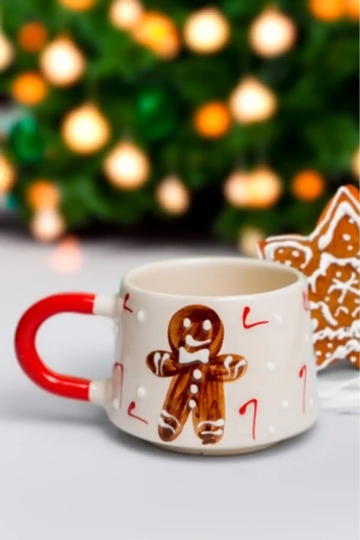 İlbay Seramik Kupalar Karşılaştırması: Yılbaşı ve Doğa Temalı Modeller Hakkında Detaylı İnceleme