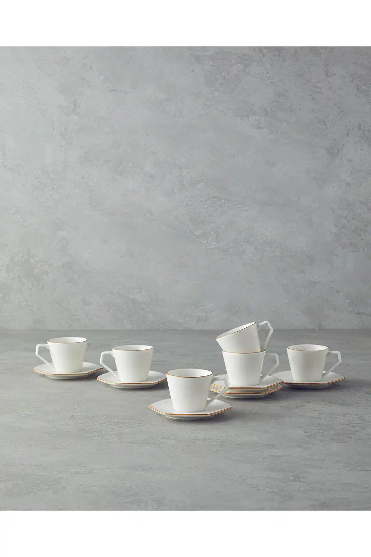 İngiliz Evi Marlin Bone Porselen Kahve Fincan Takımı 12 Parça Modern ve Şık Tasarım