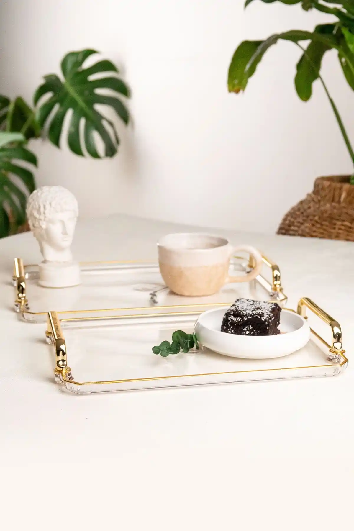 Kahve Sunum Tepsileri Karşılaştırması: ALM HOME ve Kitchen Feel Modelleri