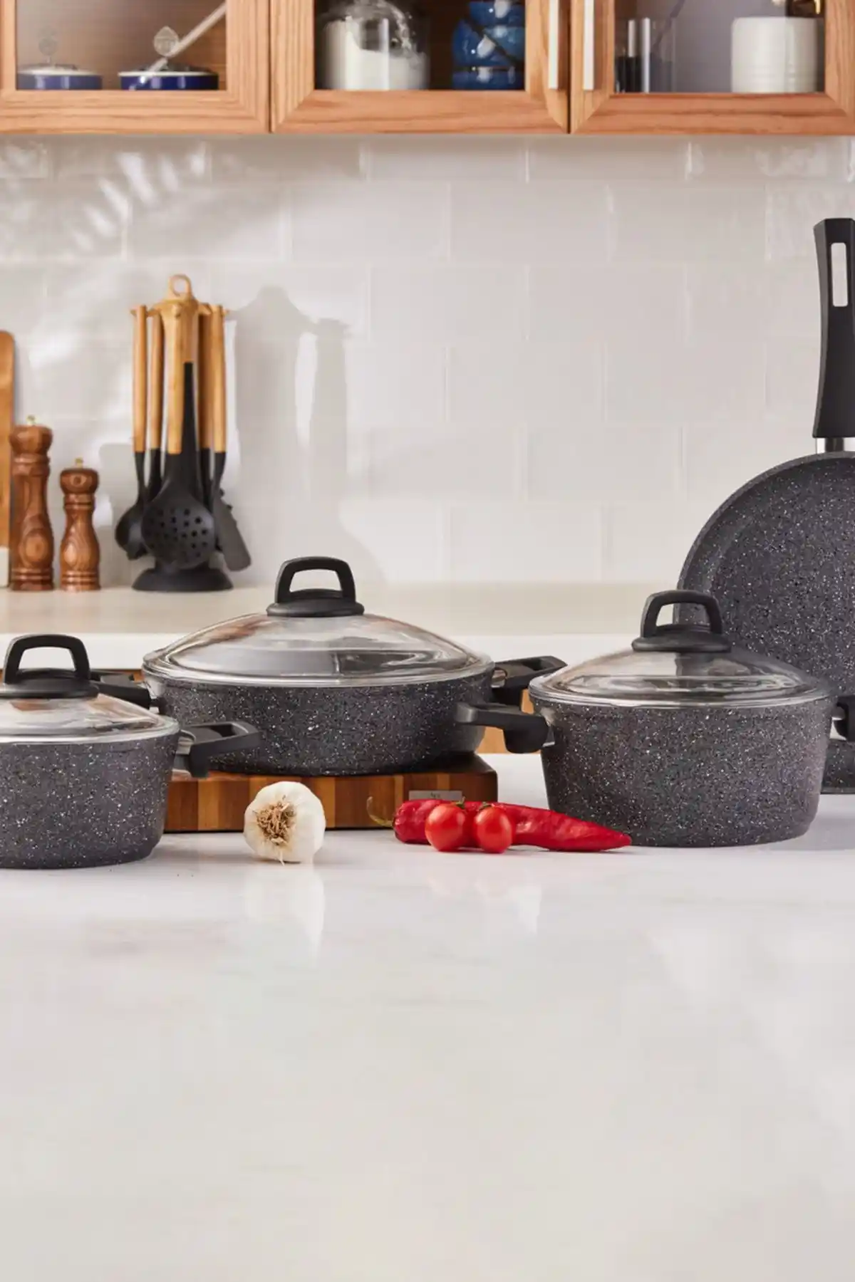 Karaca Atlas Bio Granit 7 Parça Tencere Seti: Dayanıklı ve Estetik Mutfak Gereçleri
