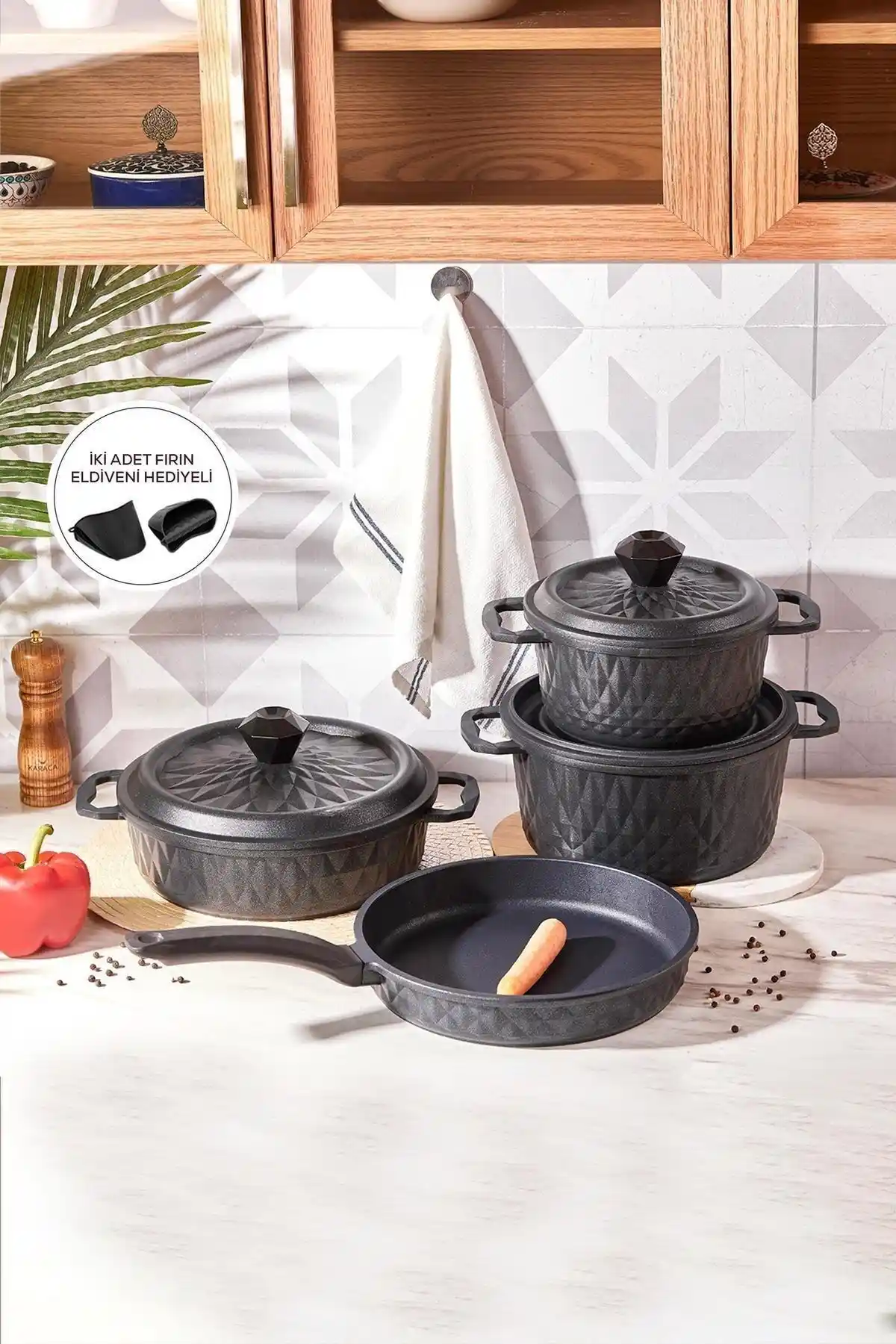 Karaca Biodiamond Döküm Tencere Seti: Dayanıklı ve Estetik Mutfak Gereçleri