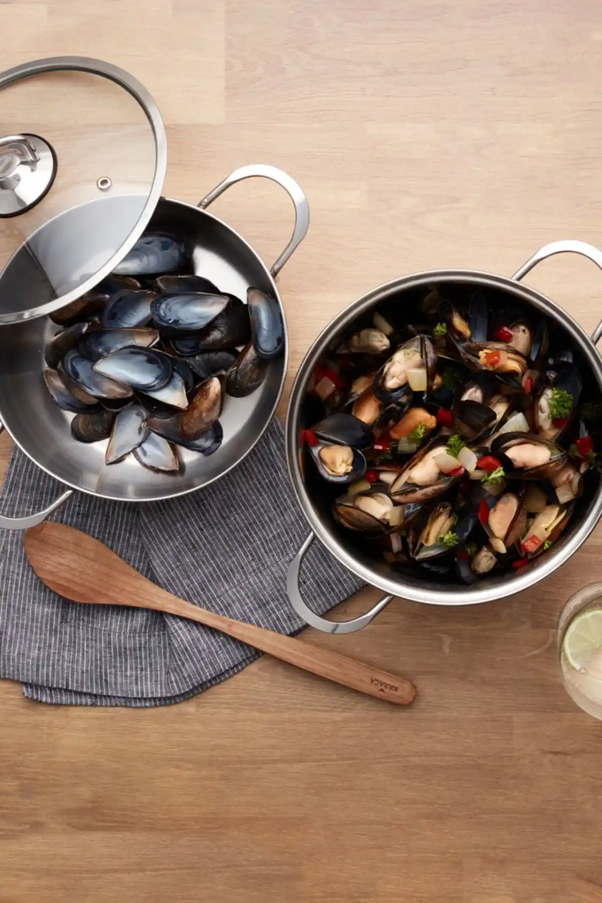 Karaca Mutfaksever ve Nehir Silver Paslanmaz Çelik Sahan Setleri Karşılaştırması