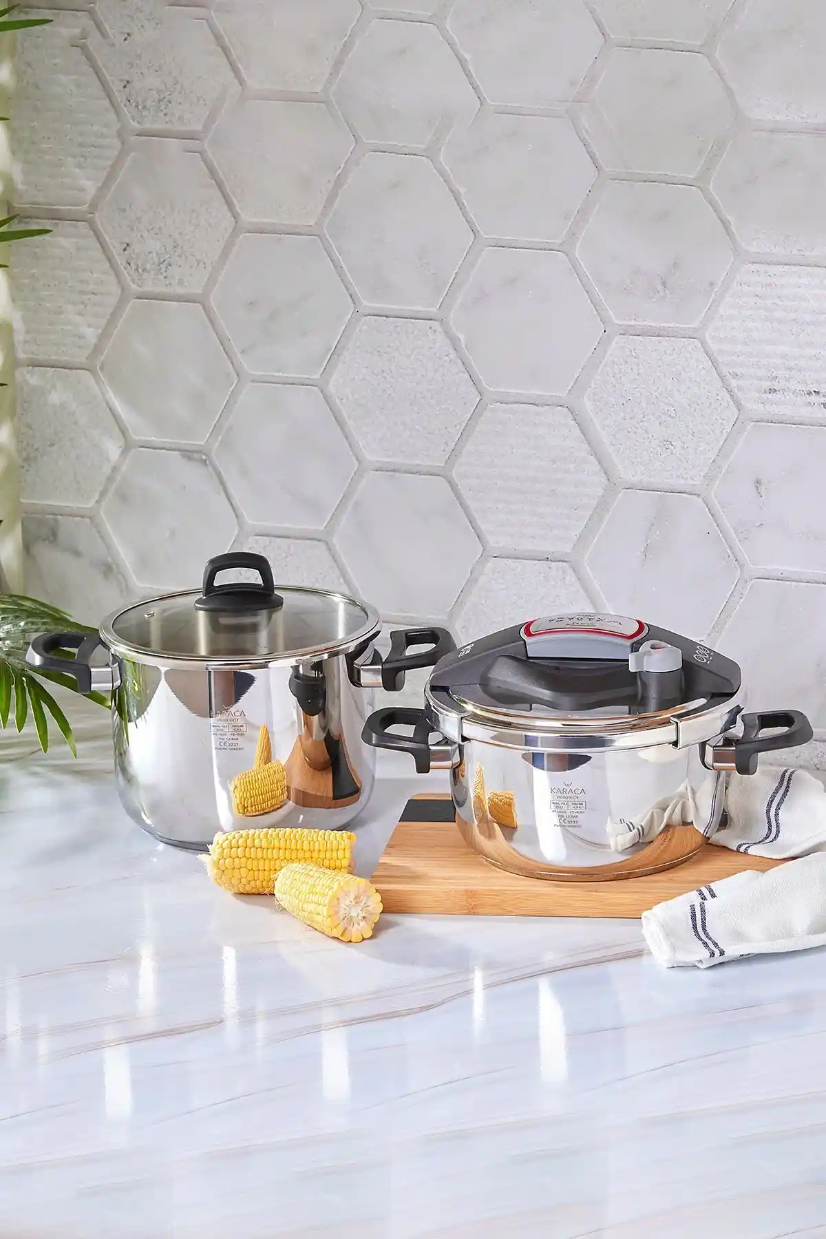 Karaca Perfect Red Indüksiyon Düdüklü Tencere Seti: Dayanıklı ve Enerji Verimli Mutfak Çözümü