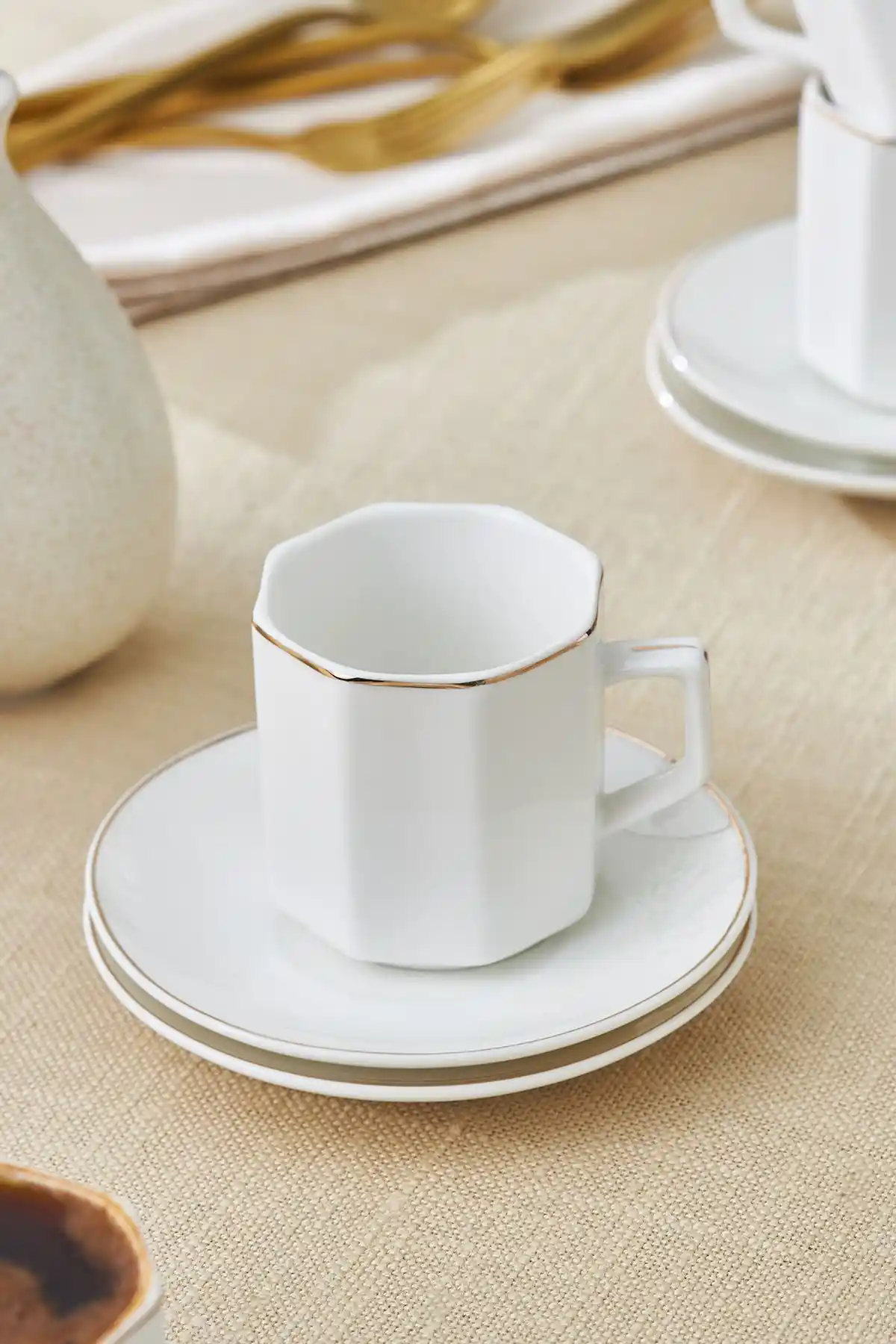 Karaca Vezir ve Kitchen Life Kahve Fincan Takımları Karşılaştırması