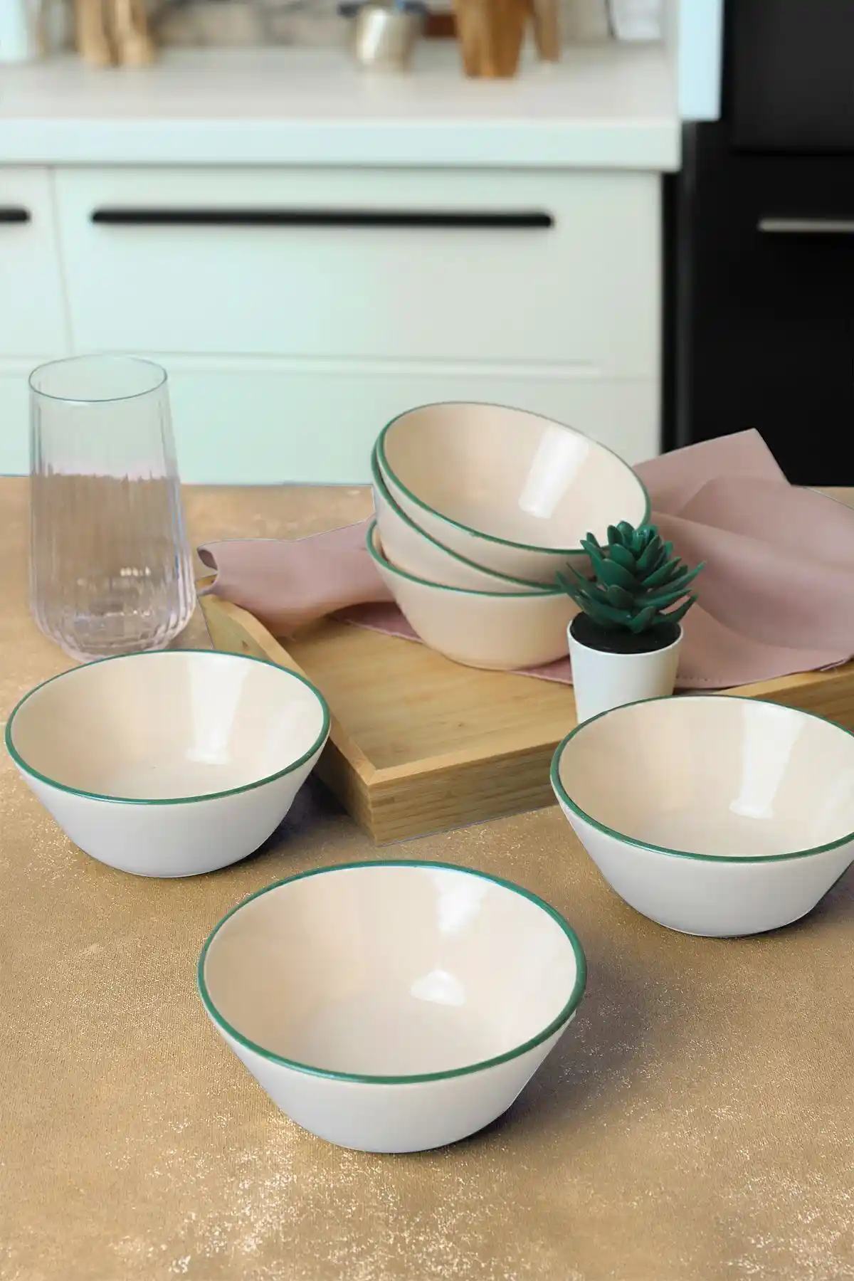 Keramika Maya Seramik Kase Seti: Renkli ve Dayanıklı Mutfak Gereçleri