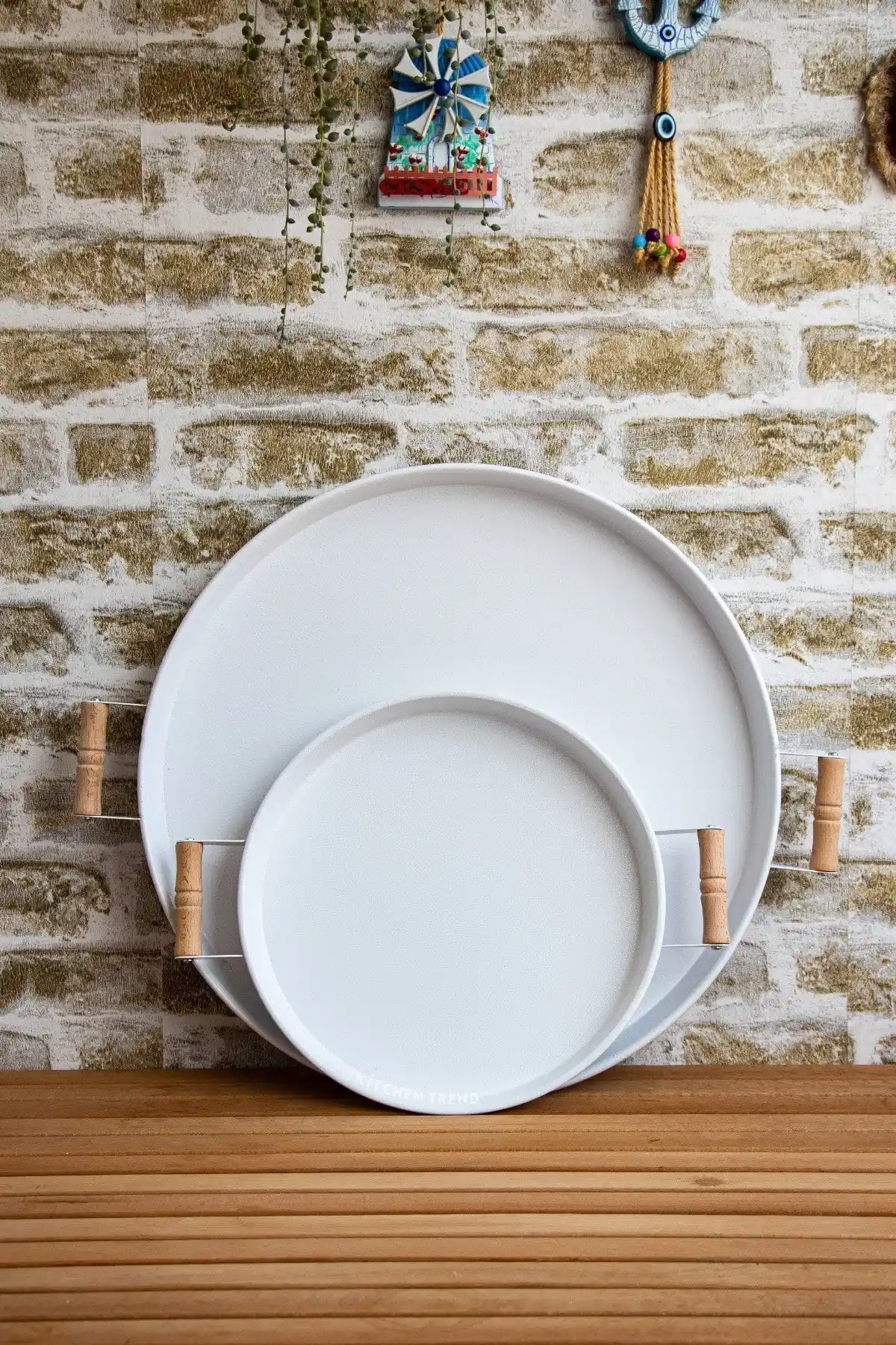 Kitchen Trend 2'li Ahşap Kulplu Tepsi Seti: Şık ve Fonksiyonel Mutfak Aksesuarı