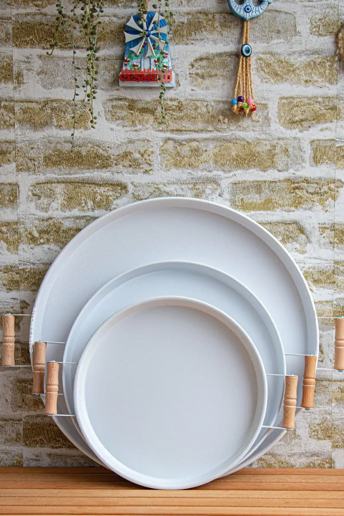 Kitchen Trend 3'lü Beyaz Metal Tepsi Seti ile Şıklık ve İşlevselliği Bir Arada Sağlayın