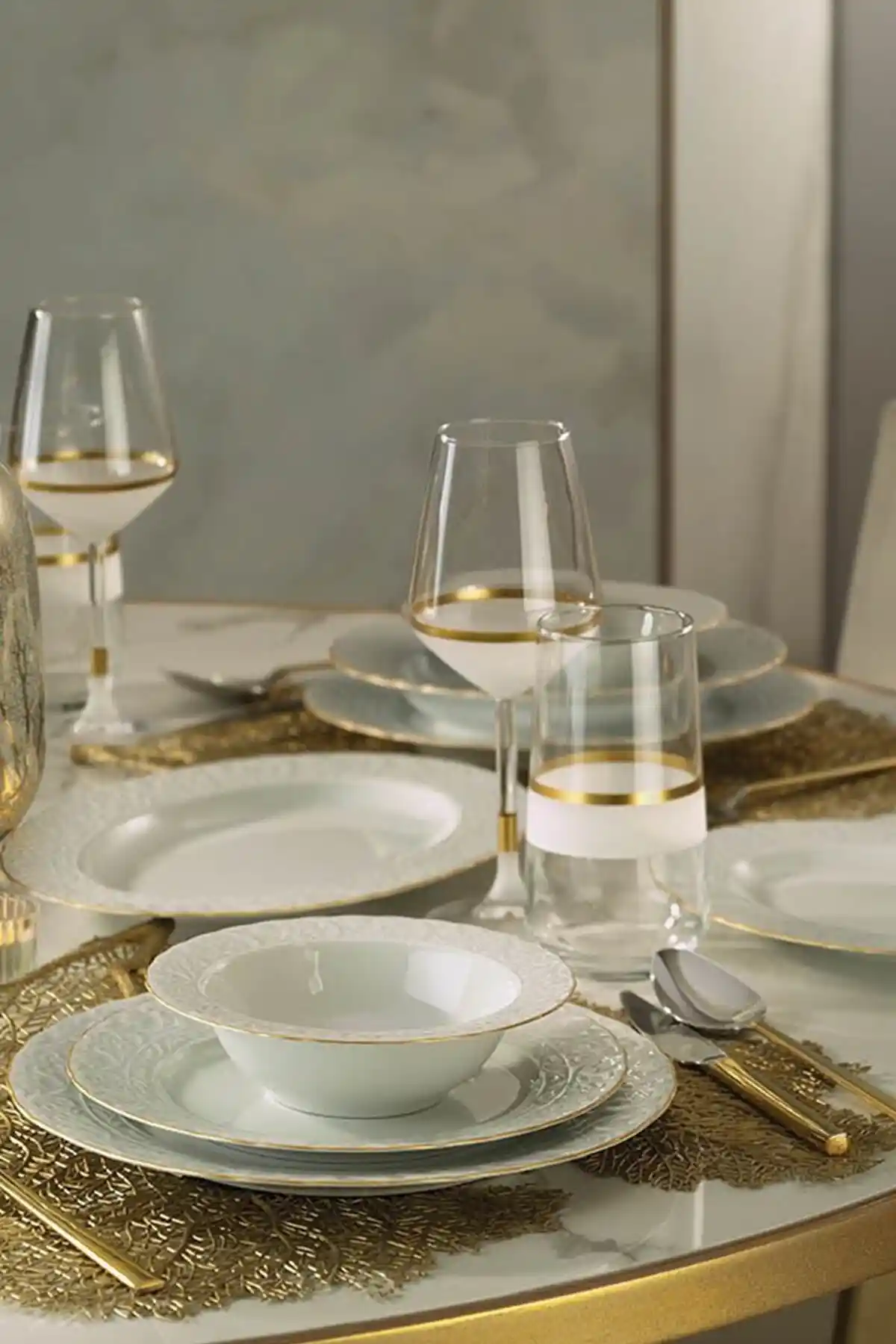 Kütahya Porselen Başak Altın Fileli Yemek Takımı: Şık ve Dayanıklı 52 Parça Set