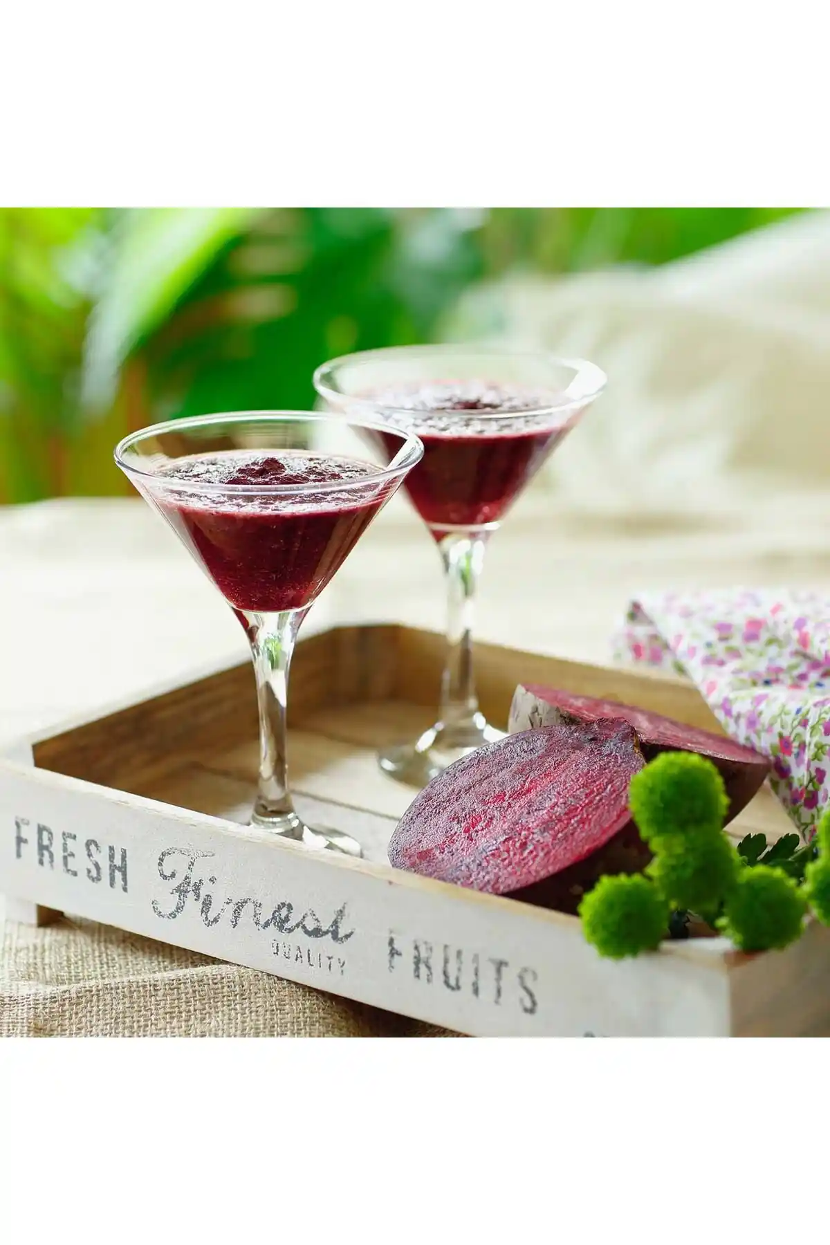 LAV Misket 6'lı Martini Kadehi: Şık ve Fonksiyonel Cam Kadeh Seti