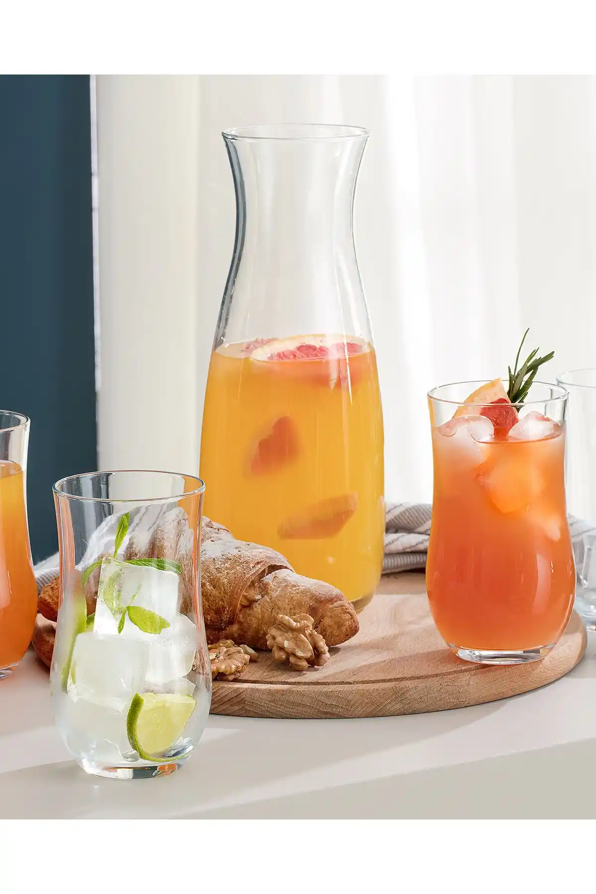 Madame Coco Diamanta 5 Parça Karaf Seti Şık ve Kullanışlı Tasarımıyla Ev ve Ofis İçin Ideal