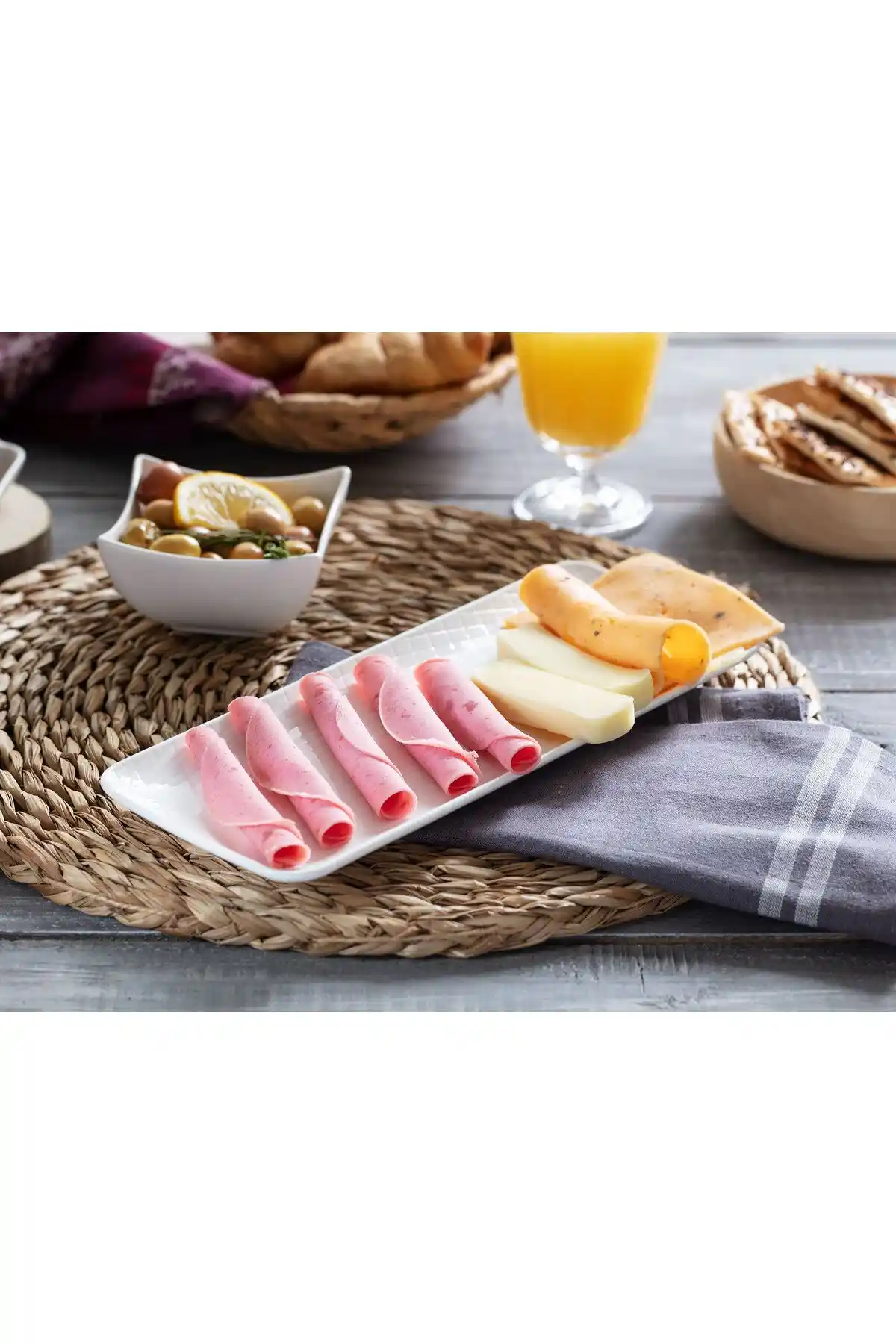 Madame Coco Petit Concept Dikdörtgen Tabak: Şık ve Dayanıklı Modern Mutfak Gereçleri