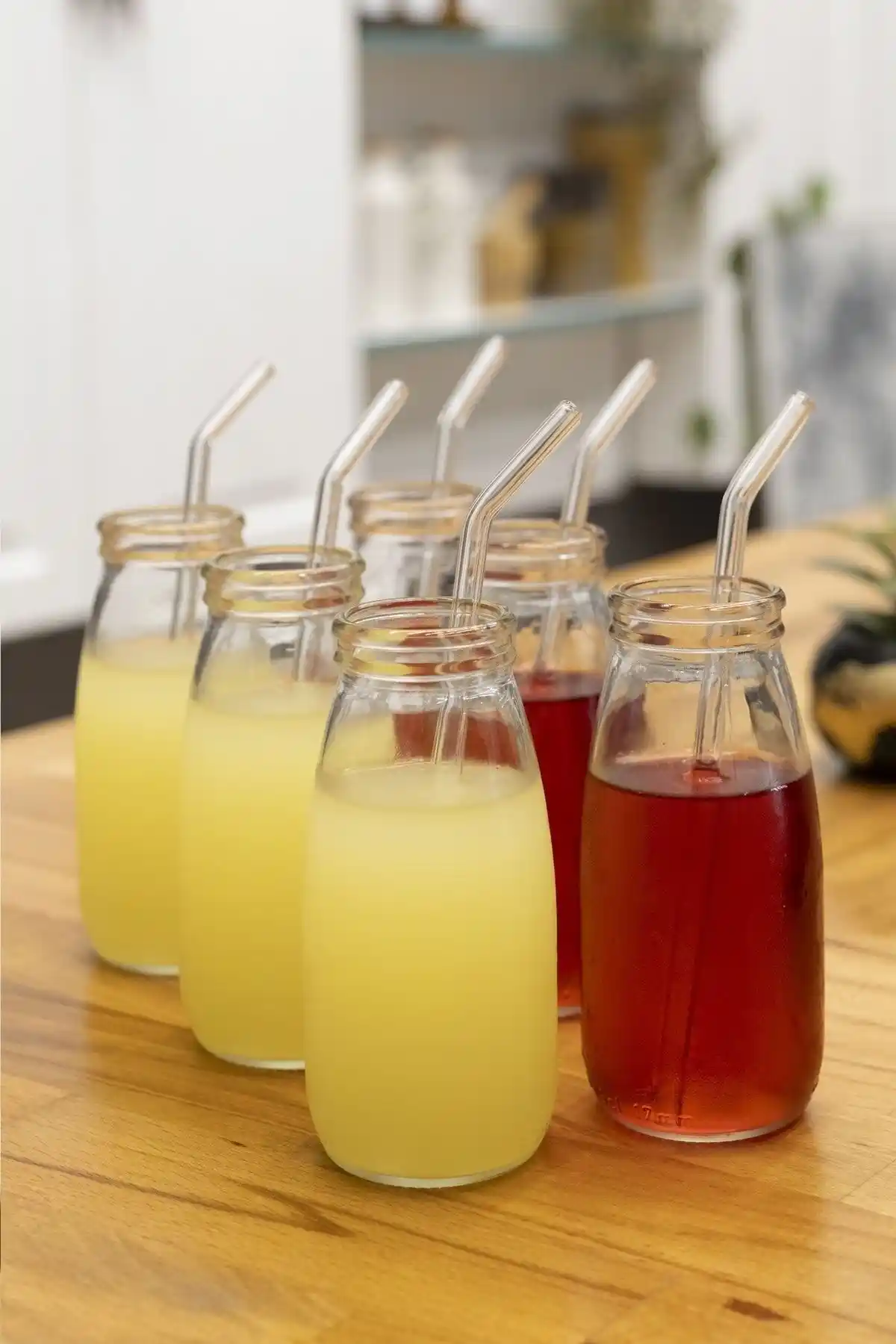 Milea 6'lı Cam Pipetli Cam Bardak Seti Şık ve Dayanıklı Sunum İçin Uygun