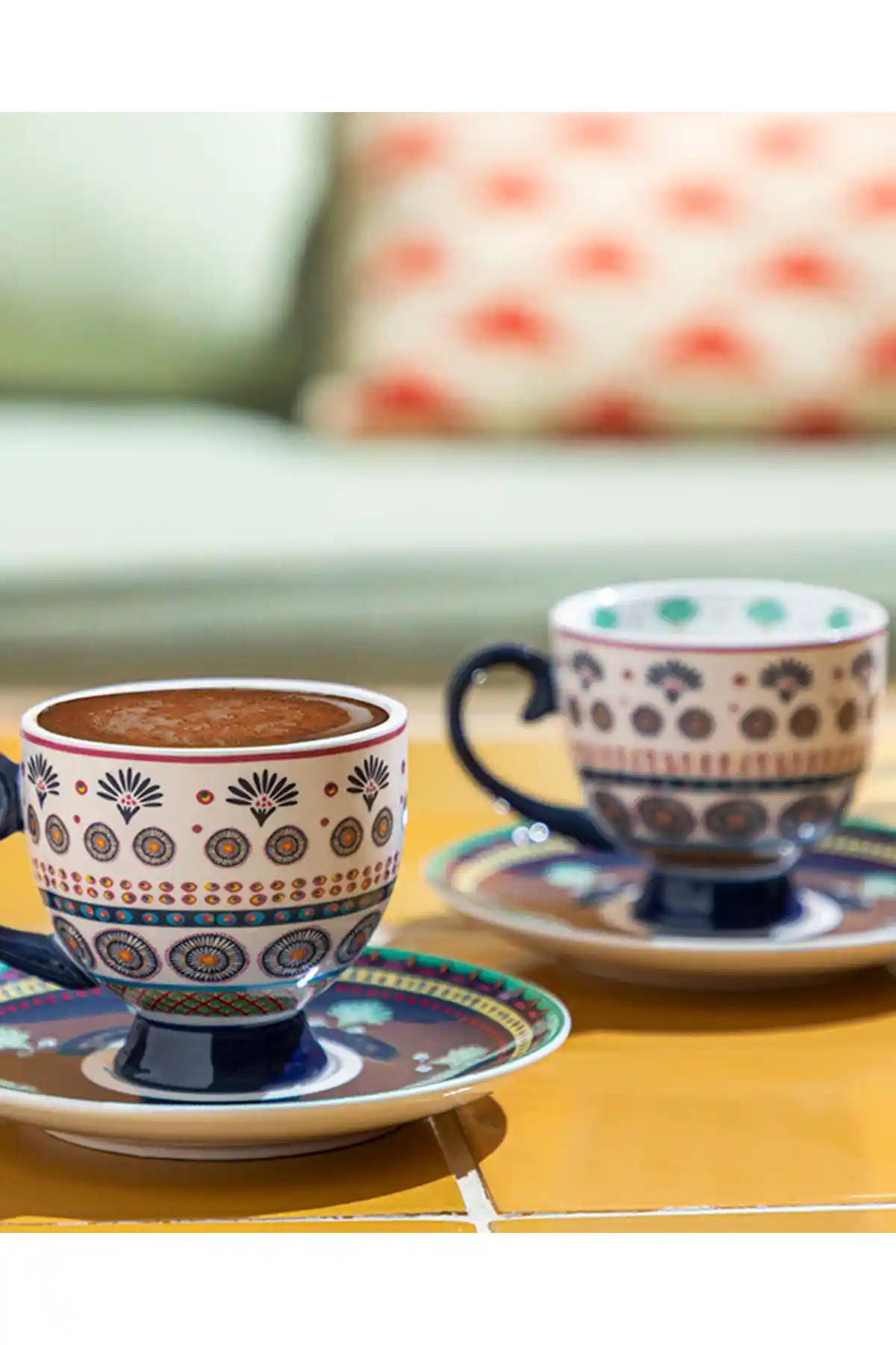 Modern Tasarım ve Dayanıklılığıyla Eotic Artsy Bone China Kahve Fincan Takımı