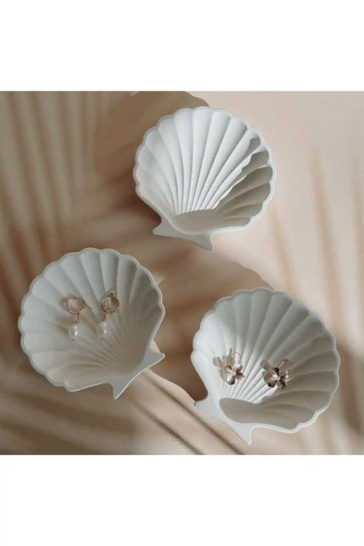 Modern ve Dayanıklı Dekoratif Beton Istiridye Takı Tabağı, Şık ve Fonksiyonel Tasarım