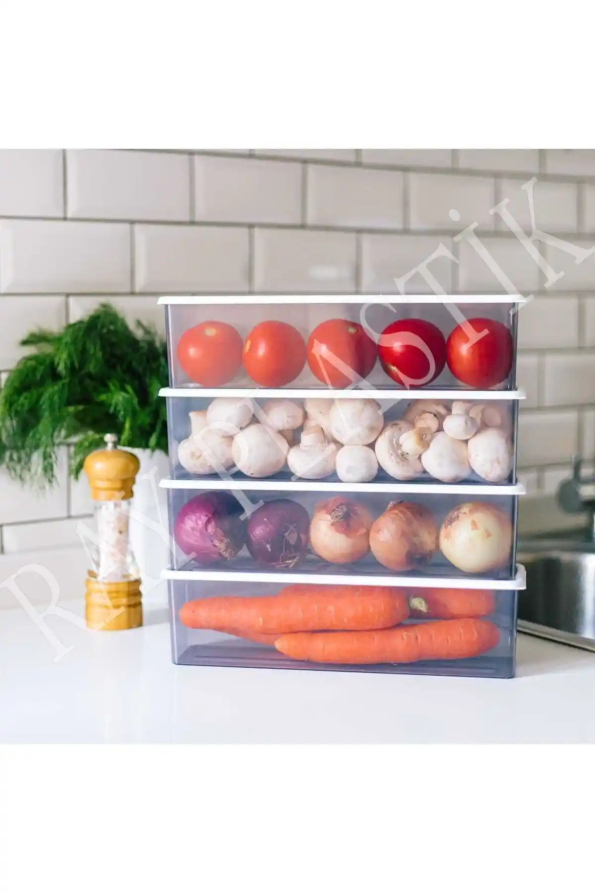 Mutfak Saklama Kabı Karşılaştırması: Füme ve Şeffaf Setlerin Özellikleri ve Kullanım Avantajları