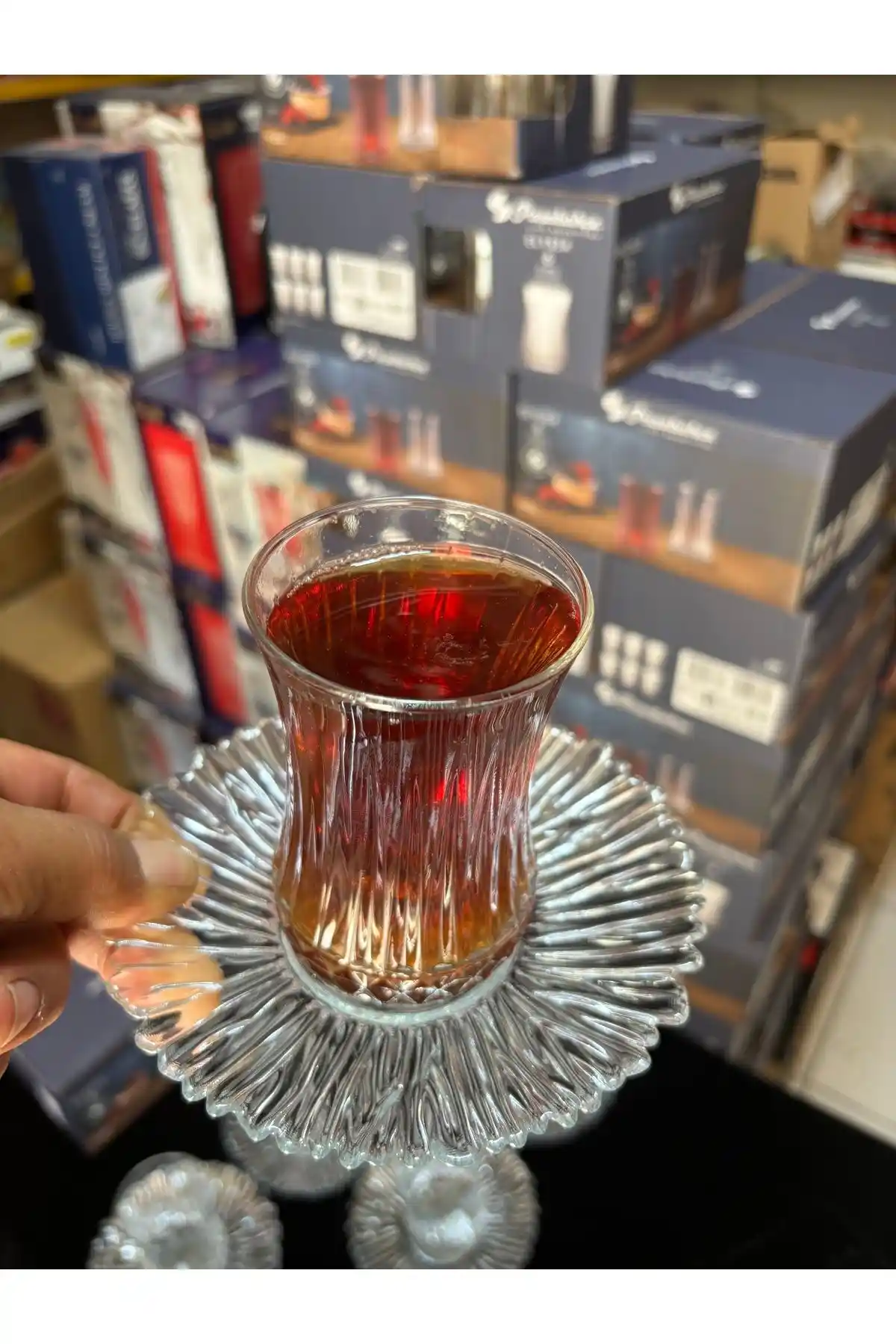 Paşabahçe Elysia 12 Parça Cam Çay Seti Şık ve Dayanıklı Tasarımıyla Göz Kamaştırır