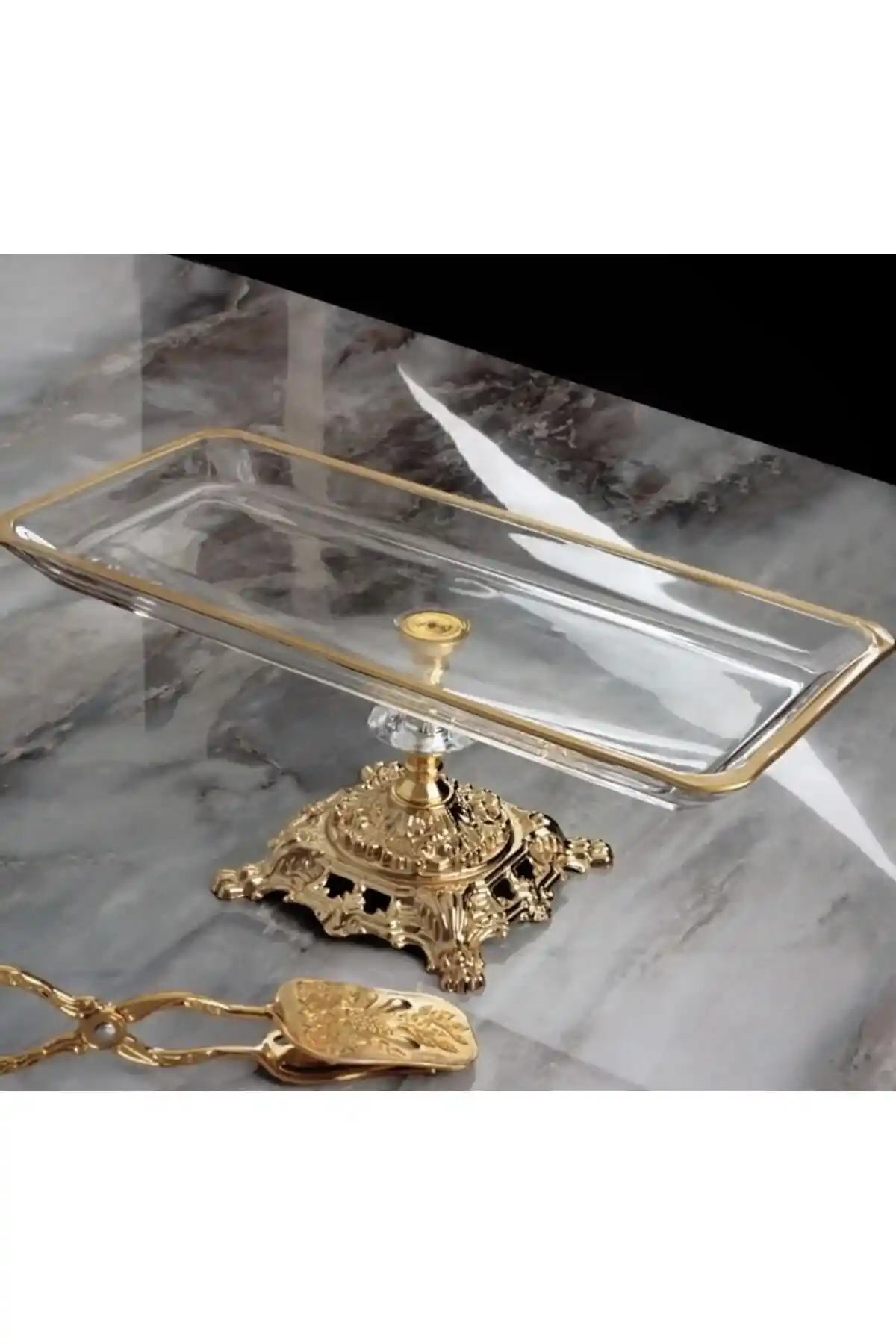 Paşabahçe Metal Ayaklı Gold Detaylı Sunumluk Baton Modern ve Şık Sofra Tasarımı