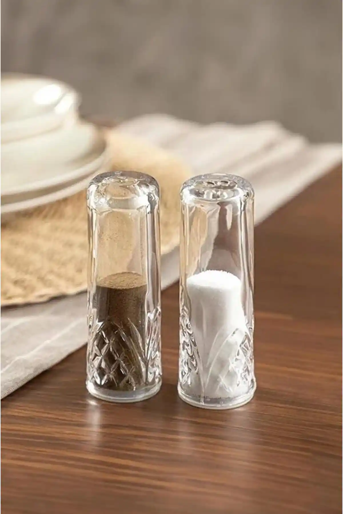 Perotti Melody 2 Li Akrilik Tuzluk: Modern ve Şık Mutfak Aksesuarı