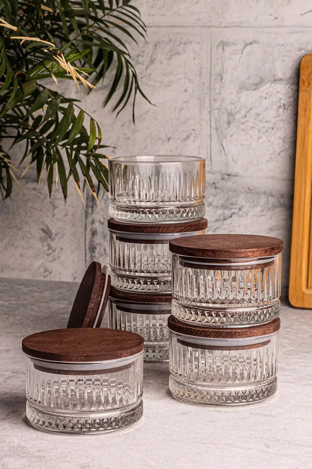 Snippy Bella 6'lı Ahşap Vakumlu Cam Kahvaltılık ve Kare Model Karşılaştırması