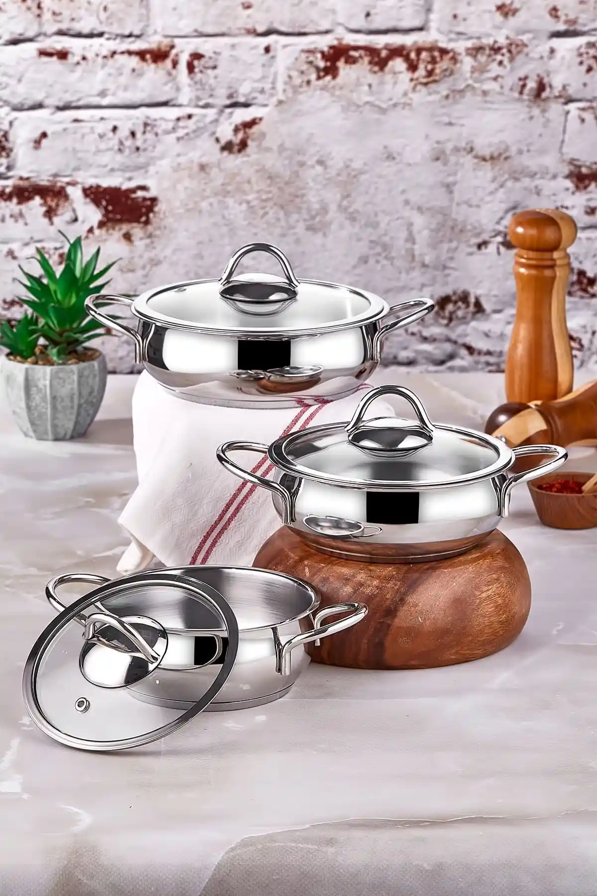 Taç Vitali Indüksiyon Tabanlı 6 Parça Çelik Sahan Seti ile Modern ve Dayanıklı Mutfaklar