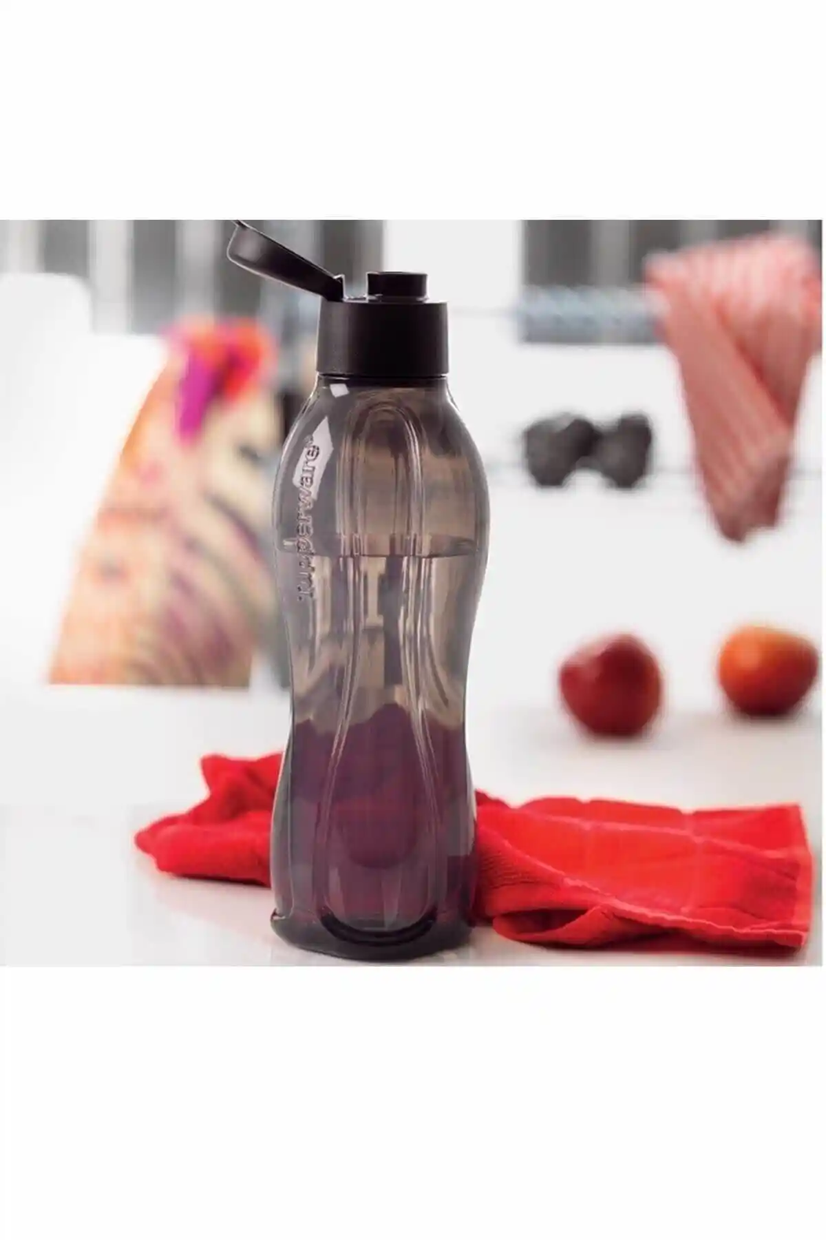 Tupperware Yeni Nesil Eko Şişe 1lt Siyah - Dayanıklı ve Pratik Kullanım İçin Ideal