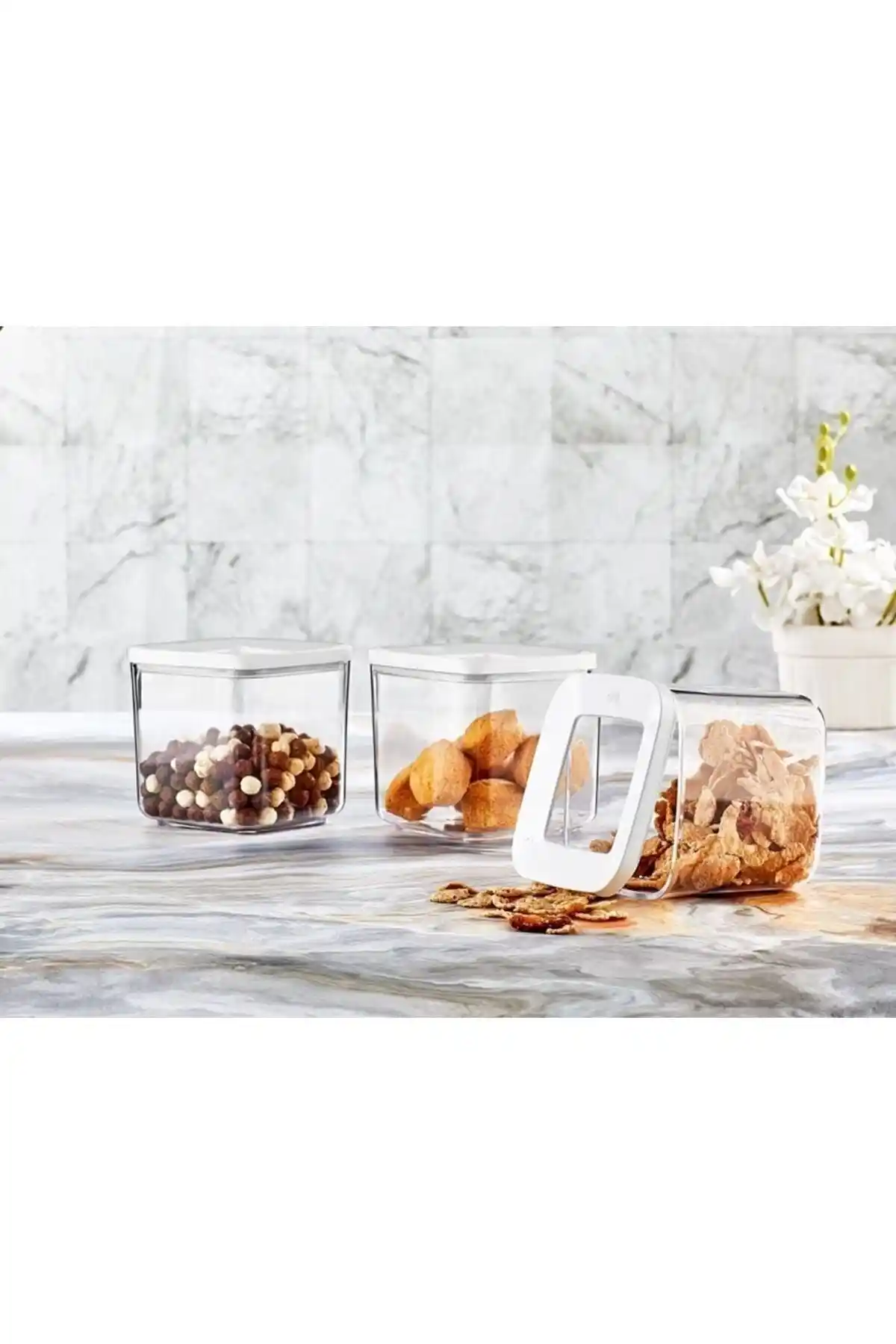 Vip Ahmet 700 ml 6'lı vakumlu saklama kabı seti ile mutfakta düzen ve tazelik sağlama