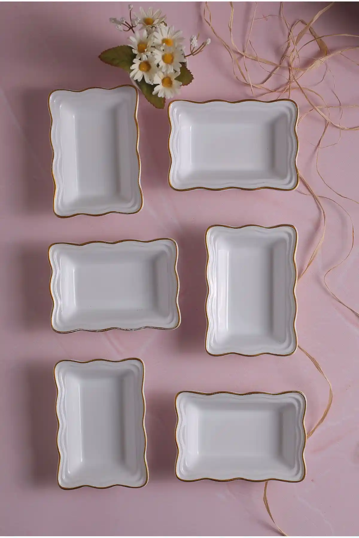 Yalızlı Serenat Çerezlik ve Sunumluk Seti: Şık ve Fonksiyonel Seramik Sunumlar