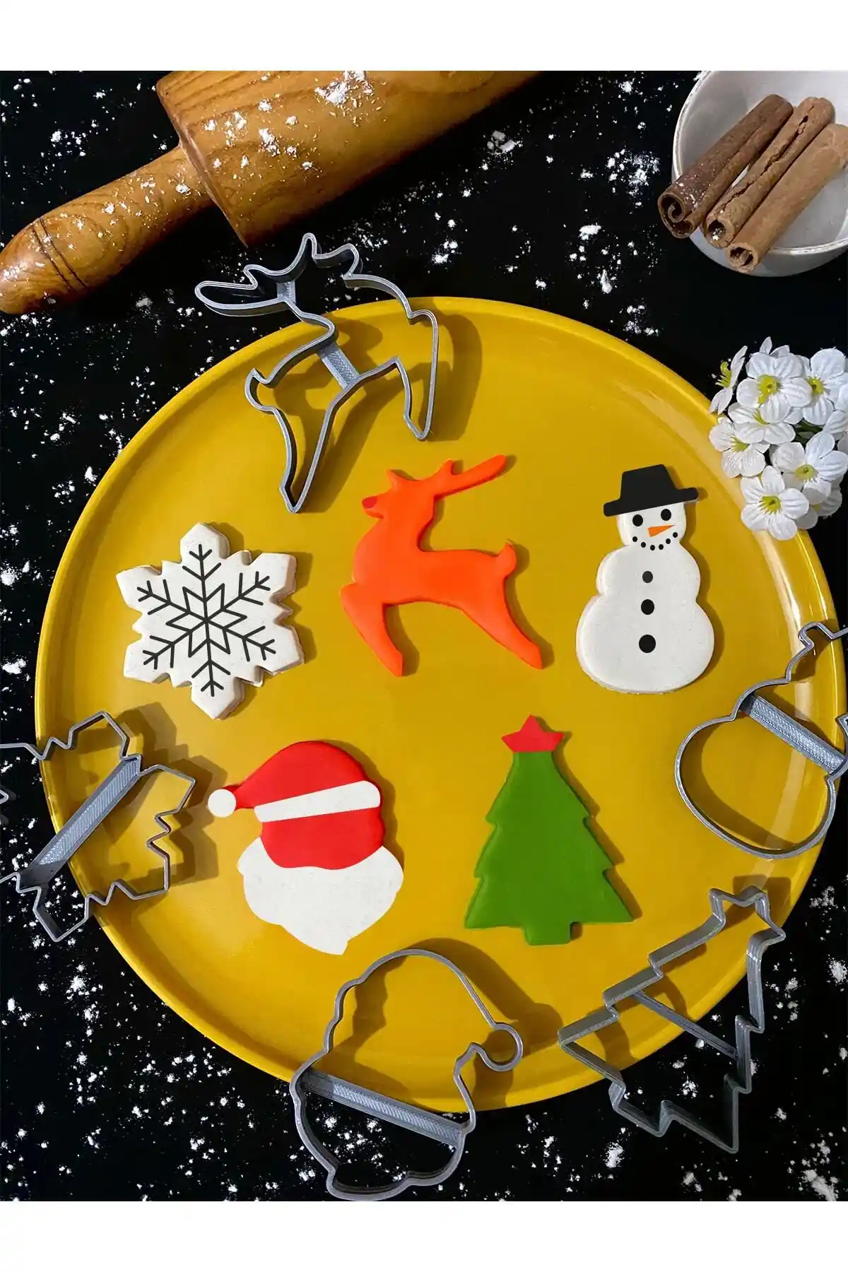 Yılbaşı Temalı Noel Baba, Kardan Adam, Geyik ve Noel Ağacı Kurabiye Kalıbı Seti