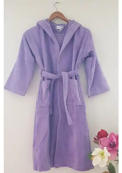 Çocuklar İçin En İyi Bornoz Seçenekleri: My Sweet Baby Kadife ve Oyalı Textile Karşılaştırması